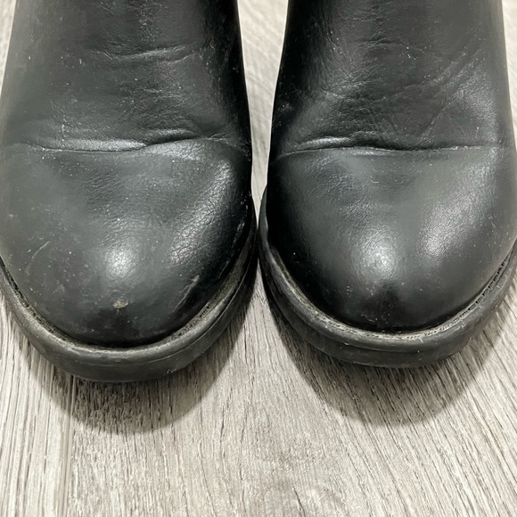 Faux leather black heeled ankle boots - Picture 4 of 9